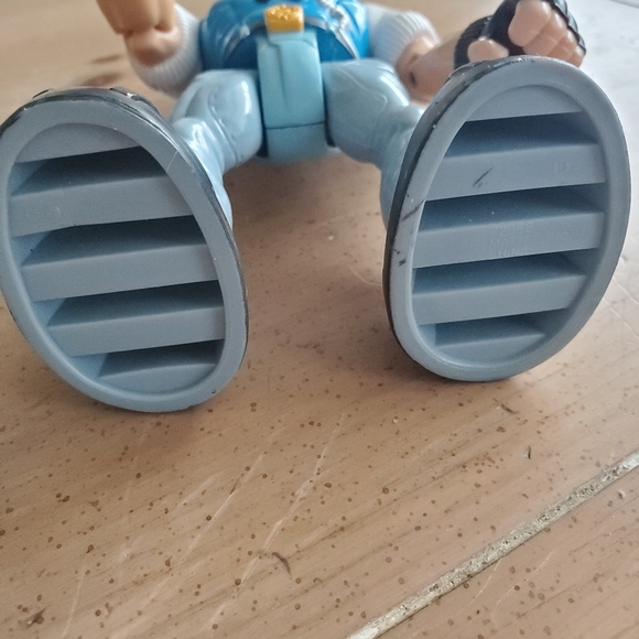 Vintage Rescue Heroes Action Figure - Picture 4 of 6